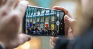 Подробнее о статье Как освоить фотографирование на Android-телефоне в Android 14